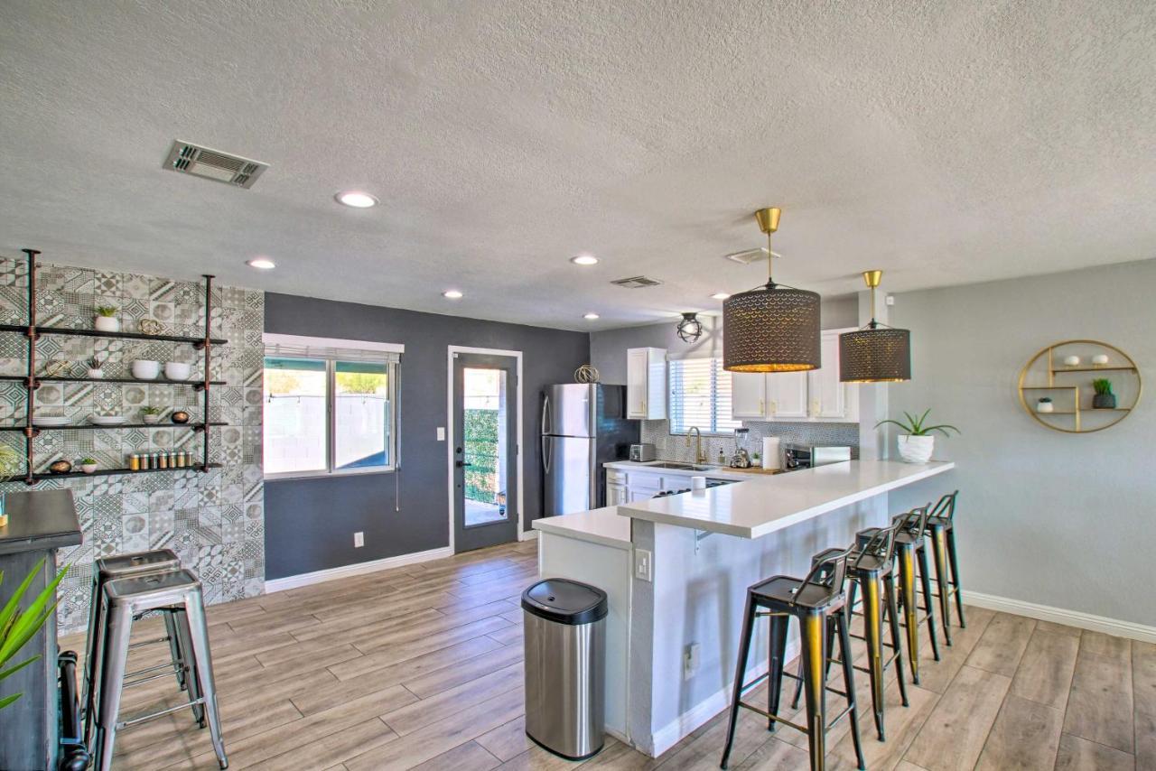 Charming Phoenix Home With Patio About 3 Miles To Dtwn! Exteriör bild