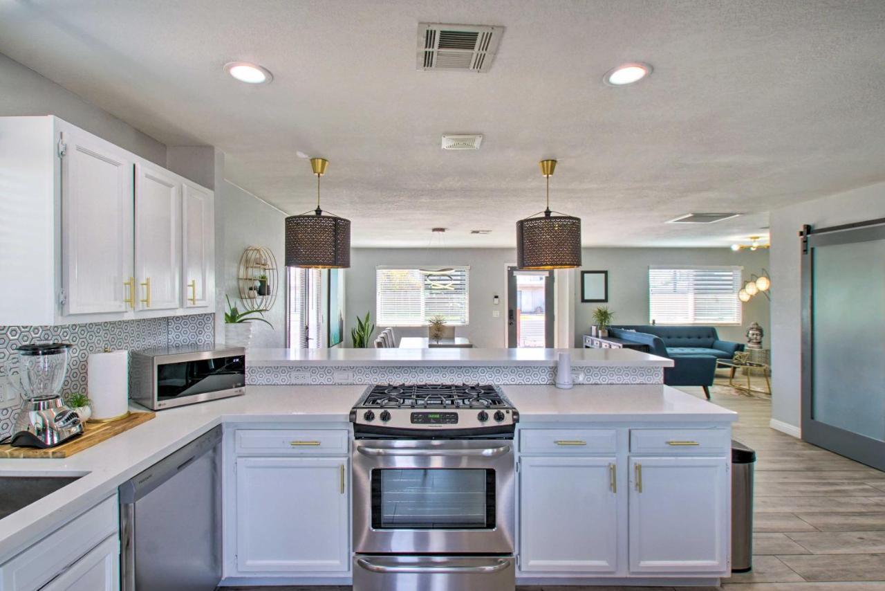 Charming Phoenix Home With Patio About 3 Miles To Dtwn! Exteriör bild