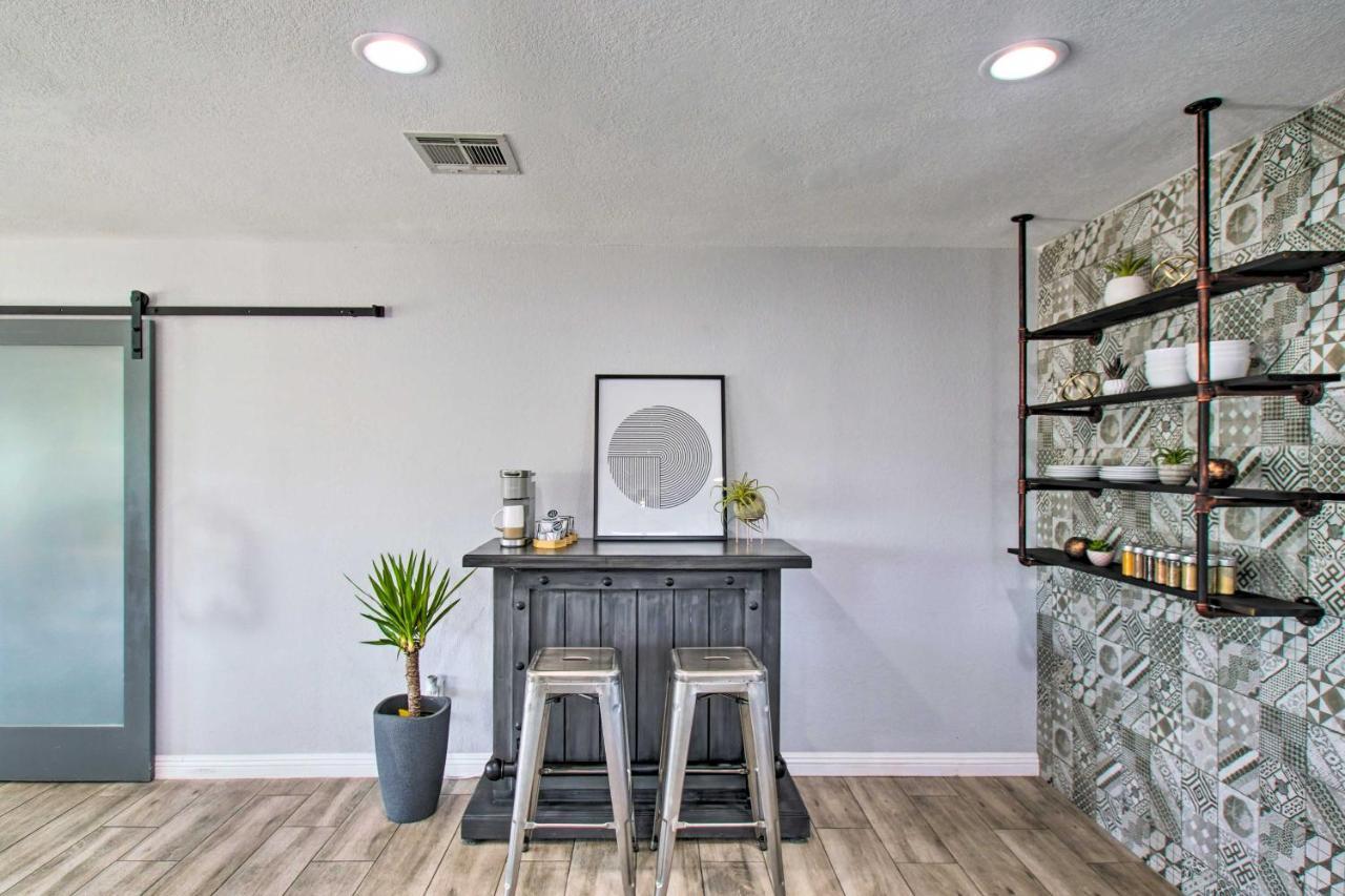 Charming Phoenix Home With Patio About 3 Miles To Dtwn! Exteriör bild