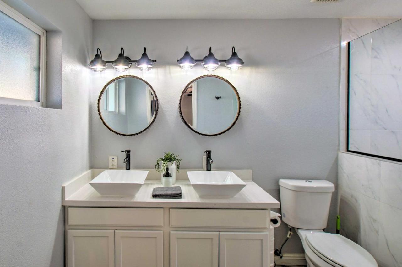 Charming Phoenix Home With Patio About 3 Miles To Dtwn! Exteriör bild
