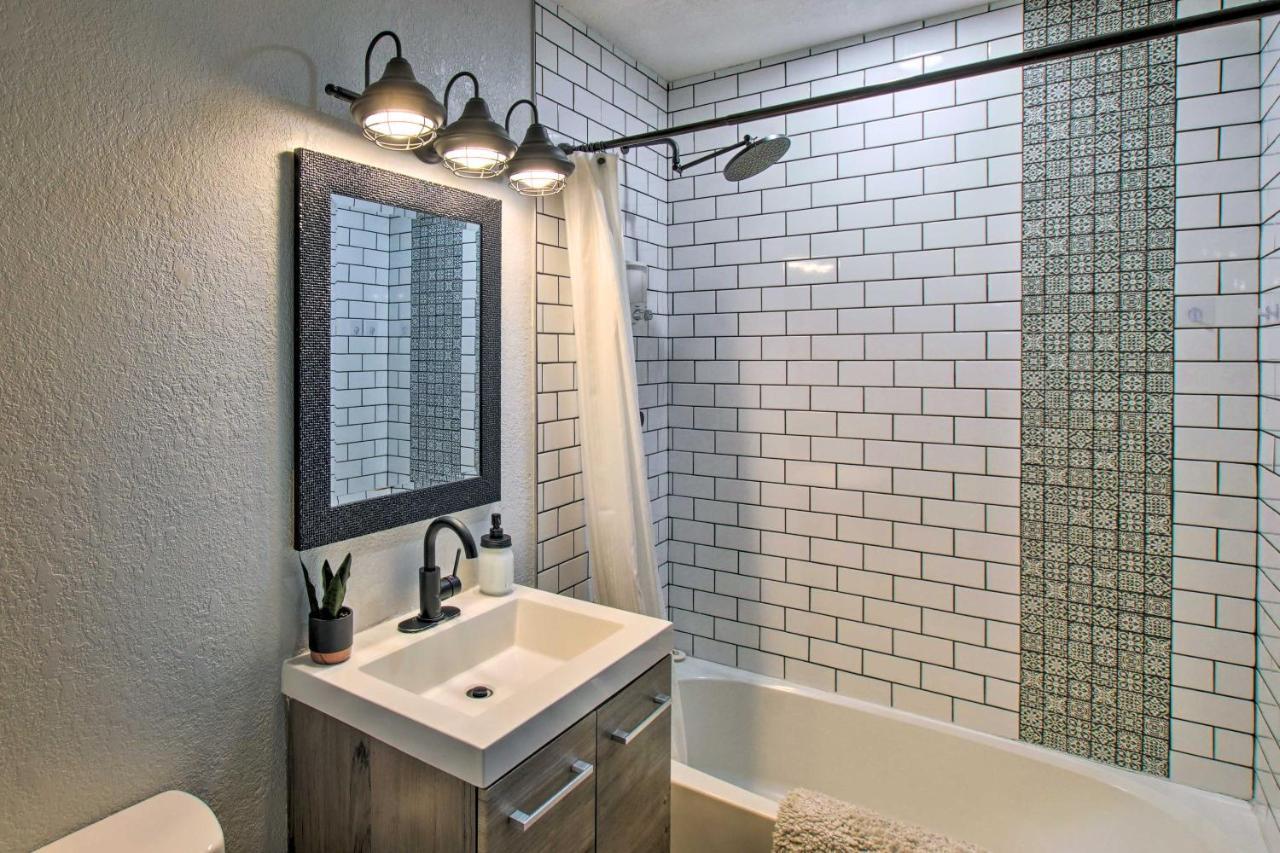 Charming Phoenix Home With Patio About 3 Miles To Dtwn! Exteriör bild